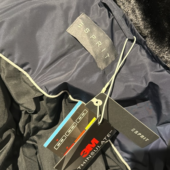 Esprit winter jacket - Picture 10 of 11